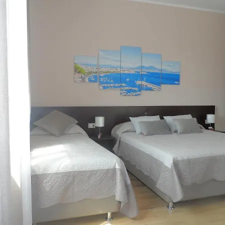 לינה וארוחת בוקר Bellavista 3*