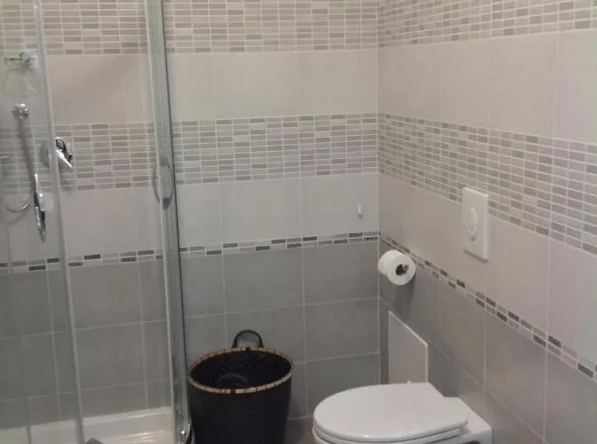 住宿加早餐酒店 Bellavista 拉默齐亚泰尔默