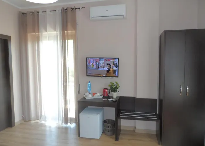 Bellavista 拉默齐亚泰尔默